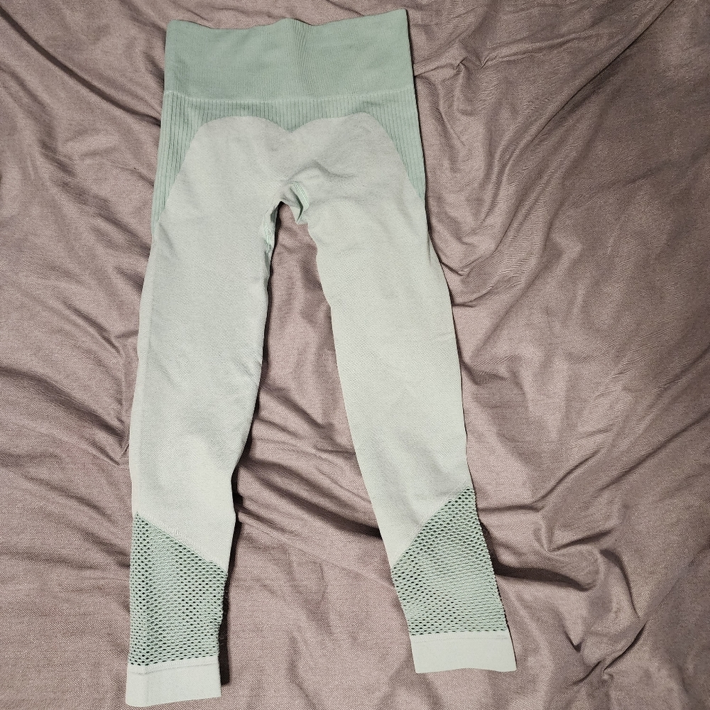 Athletic two piece leggings set - Picture 6 of 6